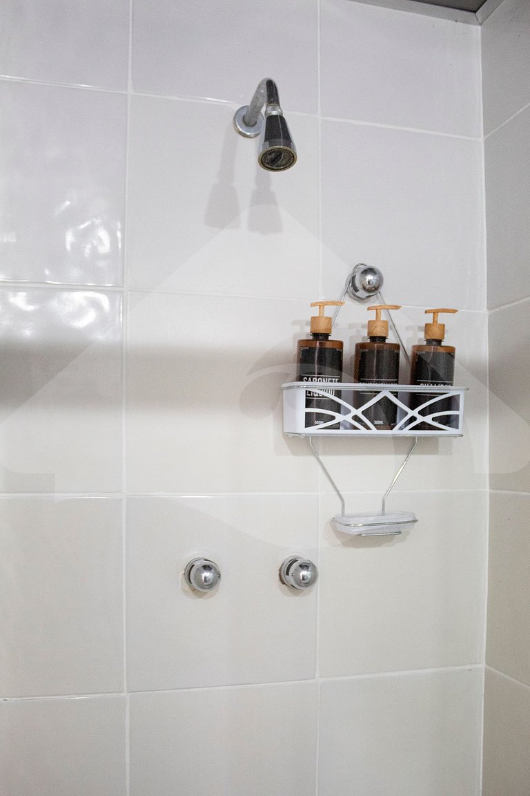 Apê perto da Selarón e Metrô |Compacto & Funcional