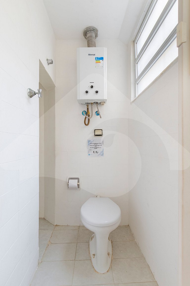 7 min walk to Copa Beach | Beautiful & Renovated