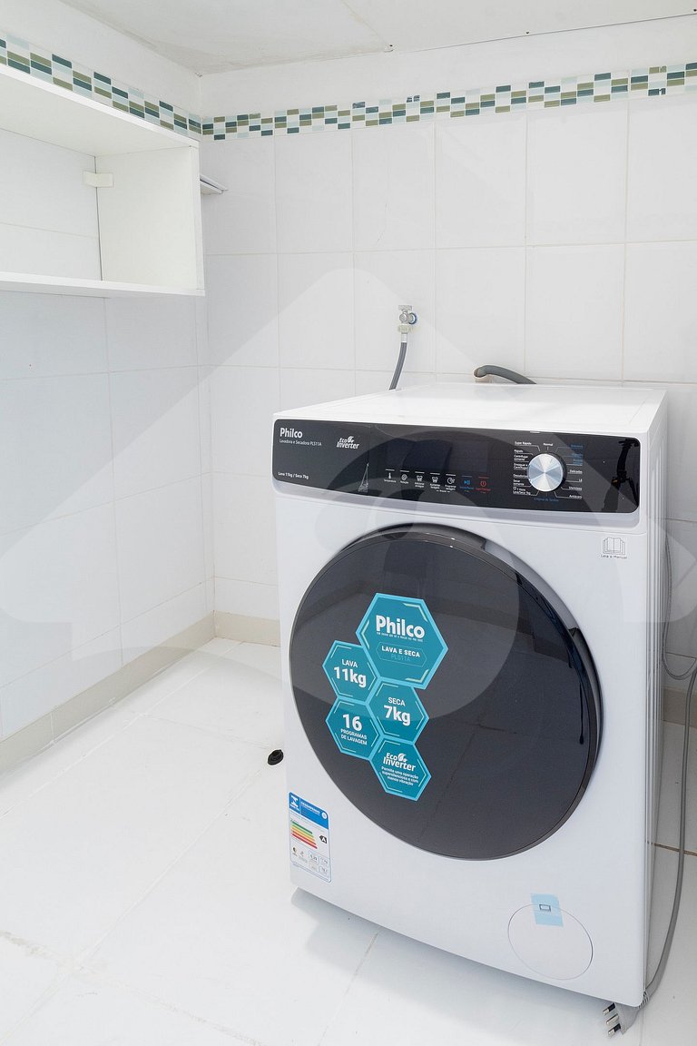 7 min walk to Copa Beach | Beautiful & Renovated