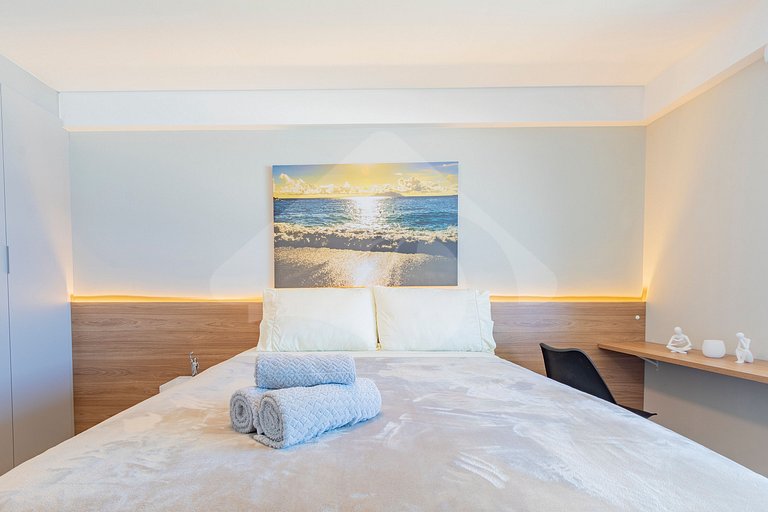Apartamento na Frente da Praia | Calmo e Decorado