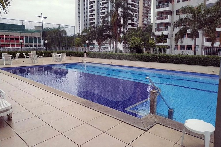 Linda Vista c/ Varanda e Banheira a 8 min da praia