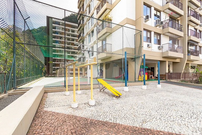Todo equipado para seu bebê! Escritório e Garagem